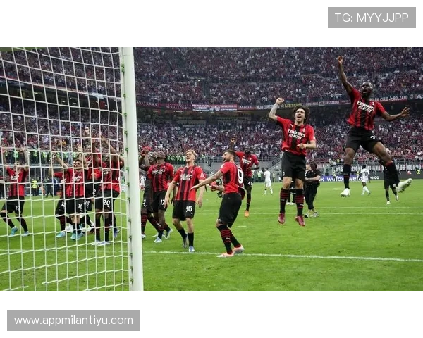 分析AC米兰小罗在欧洲冠军联赛中的精彩表现与荣誉